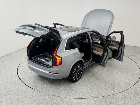 New 2026 Volvo XC90 T8 Plus w/ Protection Package AWD/4WD image 47