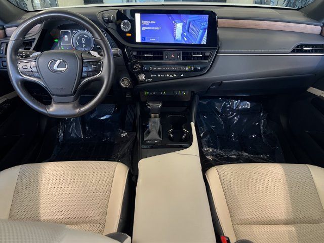 Used 2024 Lexus ES 300h w/ Premium Package FWD image 33