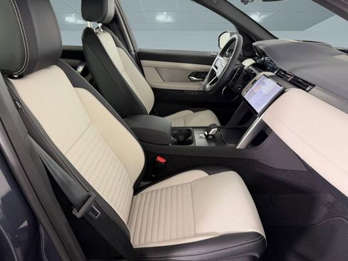 Used 2026 Land Rover Discovery Sport Landmark AWD/4WD image 23