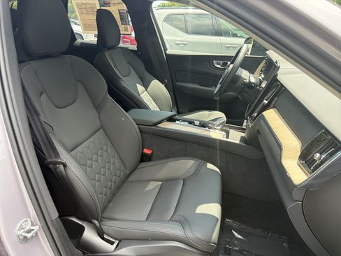 Certified 2026 Volvo XC60 B5 Plus AWD/4WD image 35