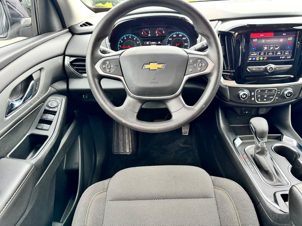 Used 2021 Chevrolet Traverse LS FWD image 16