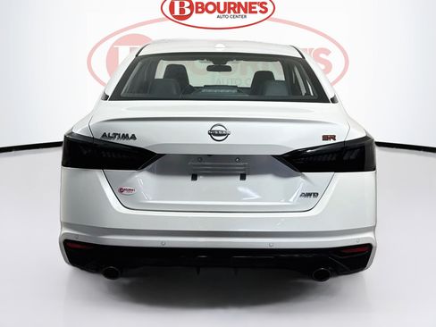 Used 2023 Nissan Altima 2.5 SR w/ SR Premium Package AWD/4WD image 9