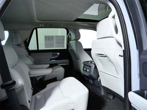 Certified 2025 Ford Expedition Platinum w/ Driver's Package image 13