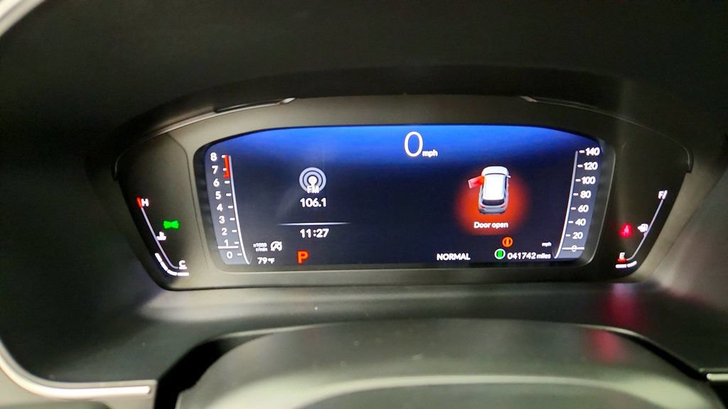 Used 2023 Honda Pilot Elite image 14
