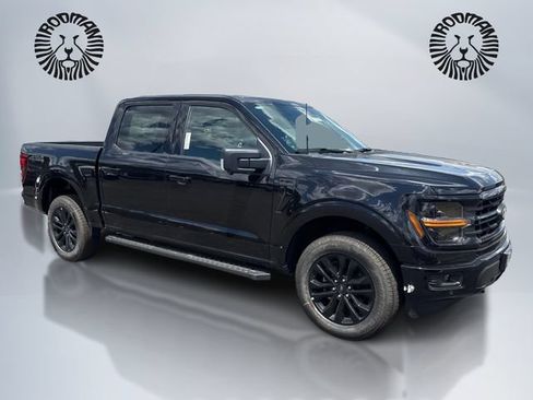 New 2026 Ford F150 XLT w/ Equipment Group 302A MID AWD/4WD image 3