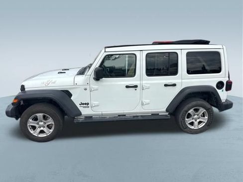Used 2021 Jeep Wrangler Unlimited Sport w/ Sun And Sound Package AWD/4WD image 4