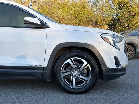 Used 2020 GMC Terrain SLT w/ Preferred Package image 9