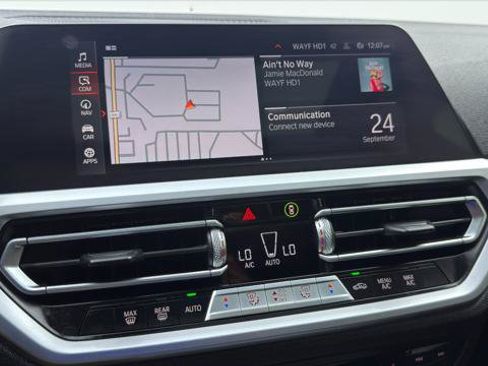 Used 2020 BMW M340i RWD image 23