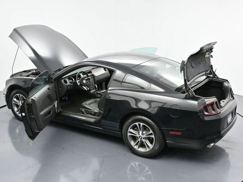 Used 2014 Ford Mustang Premium w/ Comfort Package image 39