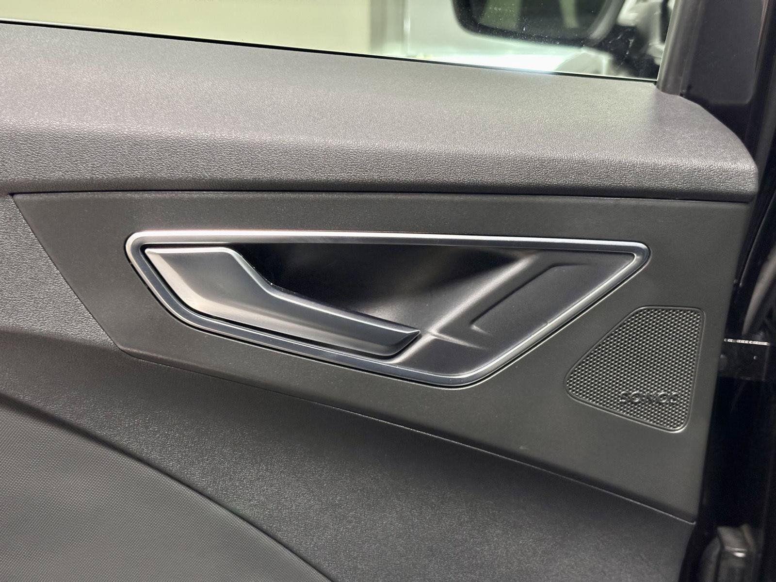 Used 2023 Audi Q4 e-tron Premium Plus AWD/4WD image 21