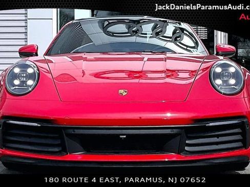 Used 2024 Porsche 911 Carrera image 3