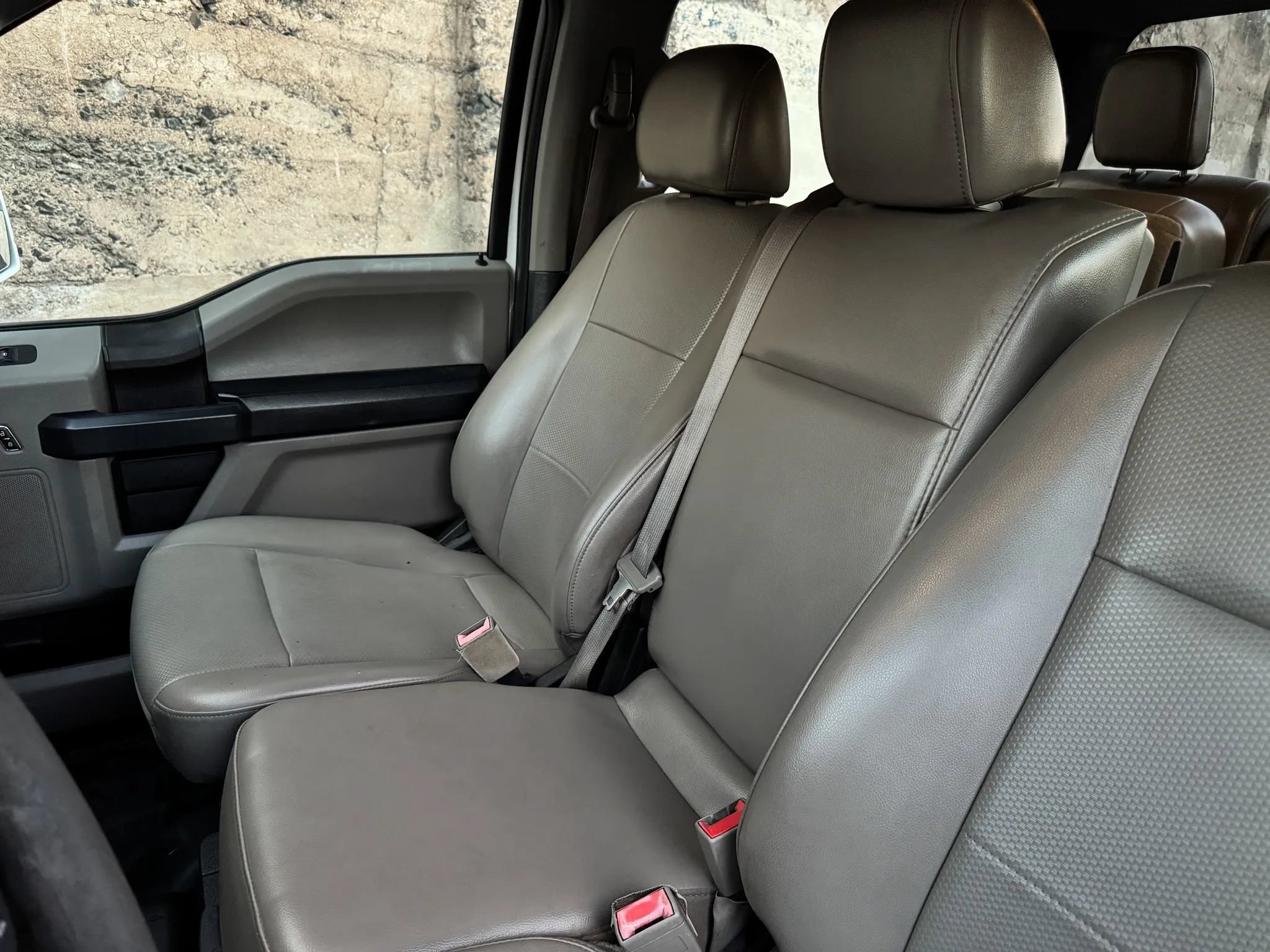 Used 2018 Ford F150 XL w/ Equipment Group 101A Mid AWD/4WD image 16