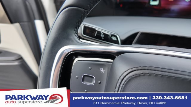 Certified 2025 Lincoln Nautilus Premier AWD/4WD image 23