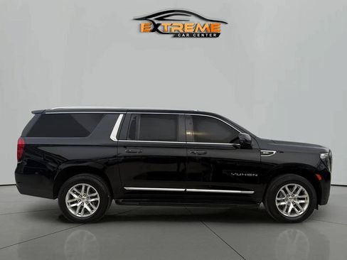 Used 2022 GMC Yukon XL SLT w/ SLT Premium Package AWD/4WD image 7