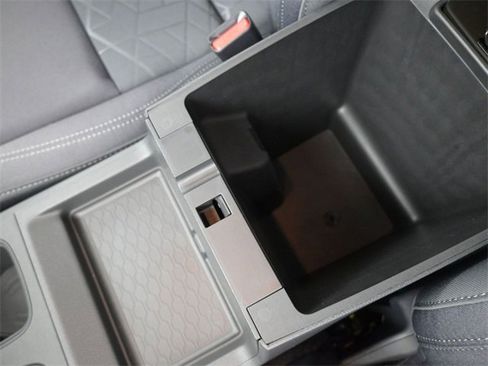 New 2026 Nissan Frontier SV w/ Tow Package image 9