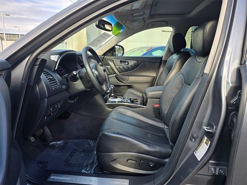 Used 2016 INFINITI QX70 Base image 20