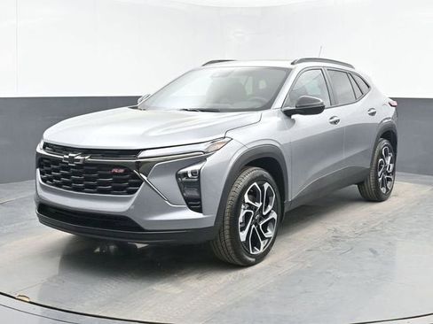 New 2026 Chevrolet Trax RS w/ Sunroof Package image 10