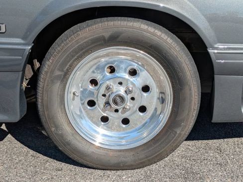 Used 1989 Ford Mustang GT RWD image 10