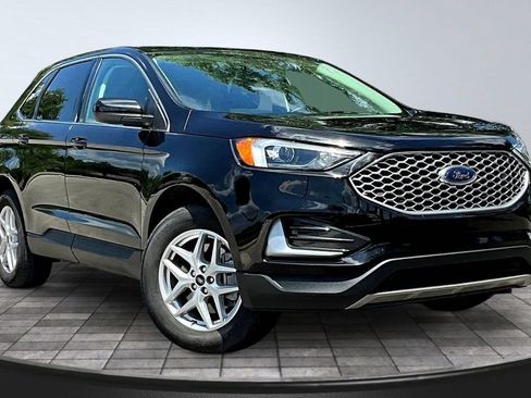 Used 2024 Ford Edge SEL AWD/4WD image 3