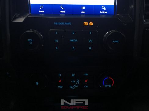 Used 2020 Ford F250 XLT w/ XLT Premium Package AWD/4WD image 32