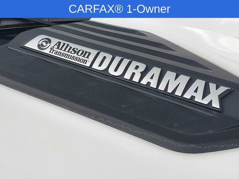 Used 2022 Chevrolet Silverado 2500 LTZ w/ LTZ Plus Package AWD/4WD image 8
