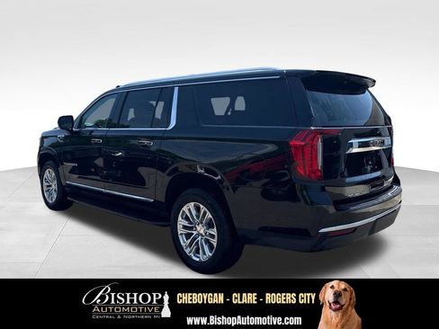 Used 2024 GMC Yukon XL SLT AWD/4WD image 10