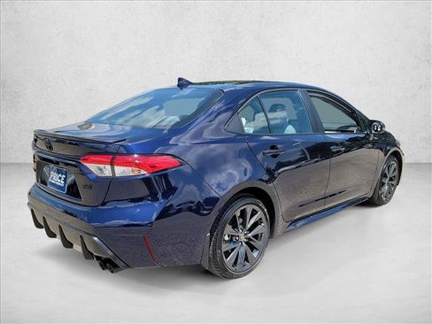 Used 2026 Toyota Corolla SE FWD image 5