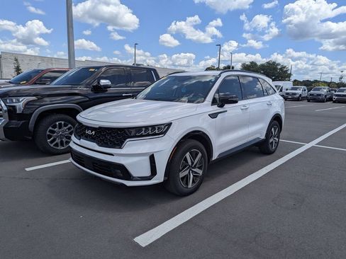 Used 2023 Kia Sorento EX FWD image 5