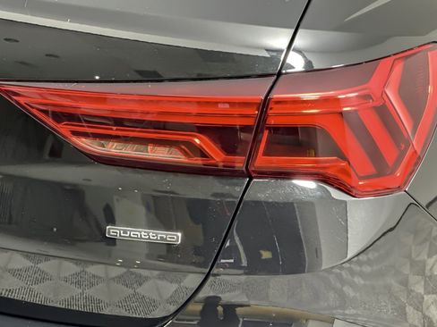 Used 2025 Audi Q3 2.0T Premium image 25