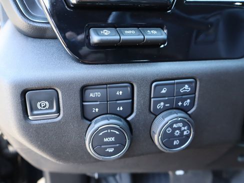 Used 2024 Chevrolet Silverado 2500 ZR2 w/ ZR2 Bison Edition AWD/4WD image 24