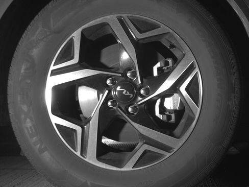 Used 2025 Kia Sportage LX image 13