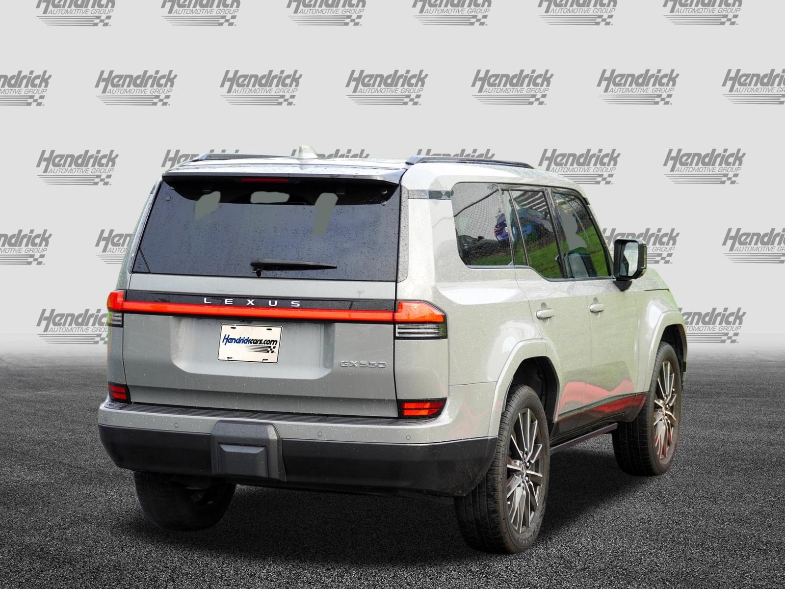 Used 2024 Lexus GX 550 w/ Accessory Package (Z1) AWD/4WD image 8