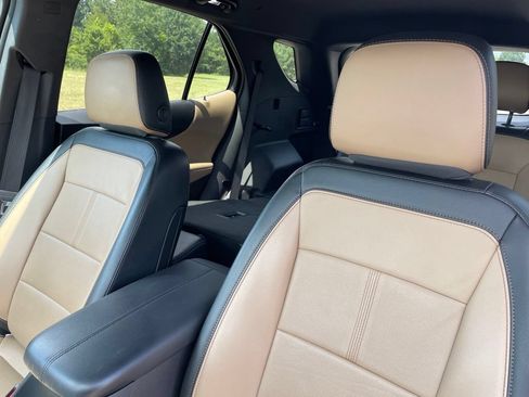 Used 2024 Chevrolet Equinox Premier FWD image 29
