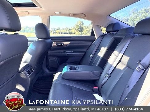 Used 2013 Nissan Altima 2.5 SL w/ Technology Pkg FWD image 10