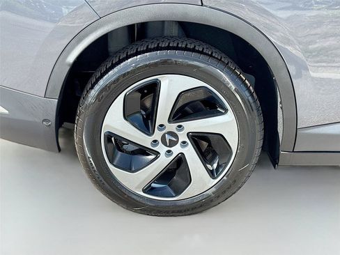 New 2025 VinFast VF 8 Eco AWD/4WD image 30