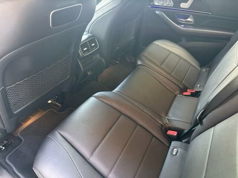 Used 2020 Mercedes-Benz GLS 450 4MATIC image 15