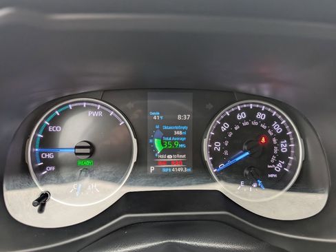 Used 2021 Toyota RAV4 LE AWD/4WD image 25