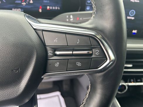 Certified 2025 Chevrolet Traverse LT image 21