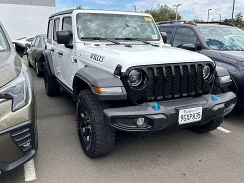 Used 2023 Jeep Wrangler Unlimited AWD/4WD image 2