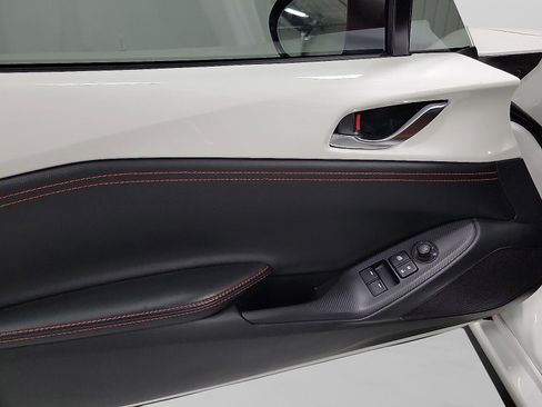 Used 2023 MAZDA MX-5 Miata Grand Touring RWD image 10