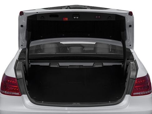 Used 2014 Mercedes-Benz E 350 Sedan image 13