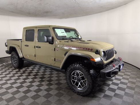 New 2026 Jeep Gladiator Rubicon AWD/4WD image 3