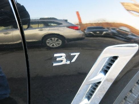 Used 2016 INFINITI QX70 AWD image 38