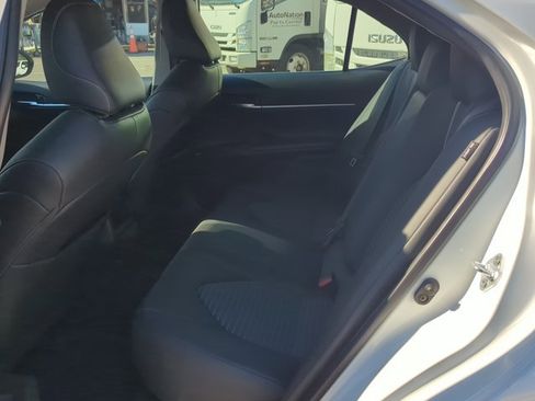 Used 2023 Toyota Camry SE image 24