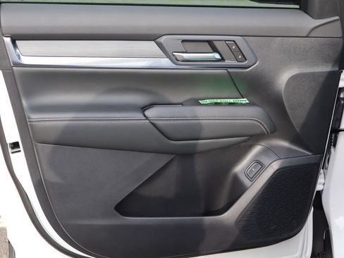 New 2026 GMC Terrain Elevation w/ Elevation Premium Package FWD image 9