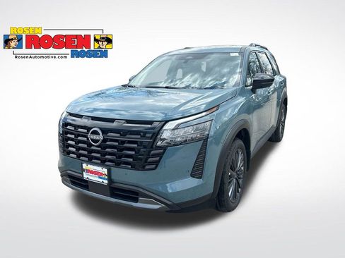 New 2026 Nissan Pathfinder SL w/ SL Premium Package AWD/4WD image 1