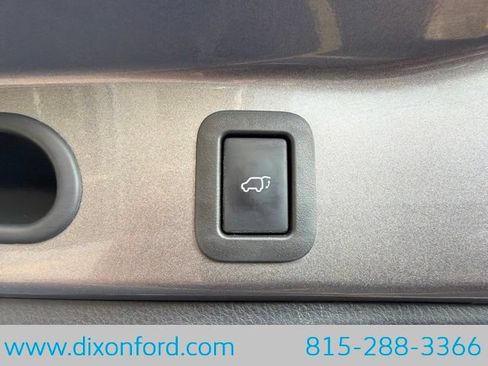 Used 2016 Toyota Highlander Limited Platinum AWD/4WD image 29