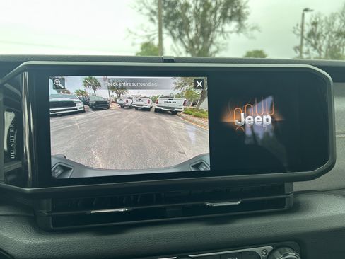 New 2026 Jeep Gladiator Sport image 31