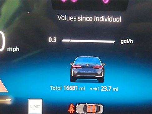 Used 2025 BMW 540i xDrive image 39