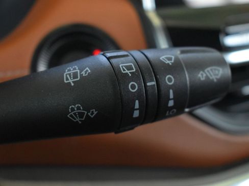 Used 2023 Jeep Compass Limited w/ Elite Group AWD/4WD image 25